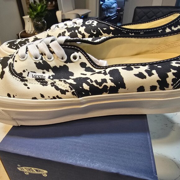 Vans Premium Cow Authentic Authentic 44 Unisex Fashion Shoes VN000EBNBPT1 10.5 - Picture 6 of 14